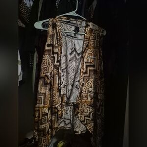 Brown 🤎 tribal Boho sleeveless blouse